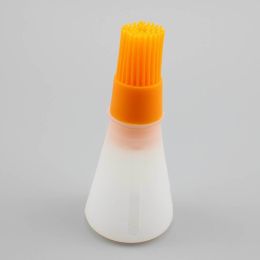 Fangyuan suckable oil control seasoning barbecue brush baking oil bottle squeeze oil brush (Color: orange, size: orange)