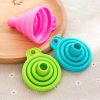 1pc Portable Silicone Foldable Funnel Collapsible Mini Hopper Gadget